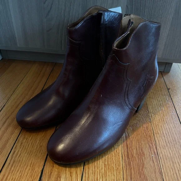 Cognac Leather Ankle Boots Dicker style. BRAND NWT (no box). - Picture 6 of 7